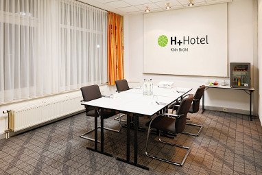 H+ Hotel Köln Brühl: vergaderruimte