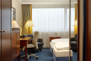 H4 Hotel Kassel: Room