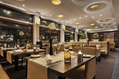 Flemings Hotel Frankfurt Main-Riverside: Restauracja
