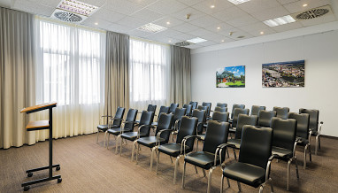 NH Frankfurt Airport West: Sala de reuniões