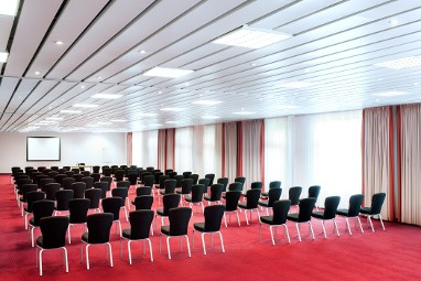 NH München Airport: Meeting Room