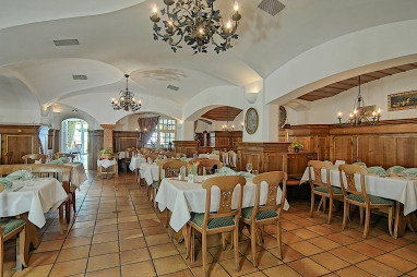 Hotel Bayerischer Hof Miesbach, BW Premier Collection: レストラン
