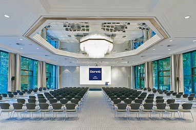 Dorint Hotel Pallas Wiesbaden: Sala de conferências