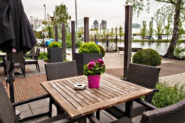 Mercure Hotel Amsterdam City: Ресторан