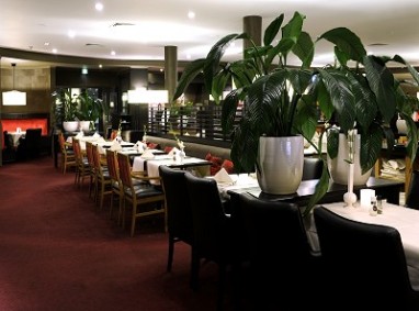Van der Valk Hotel Leusden: 레스토랑