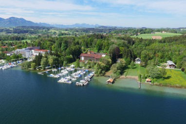 Yachthotel Chiemsee GmbH: Exterior View