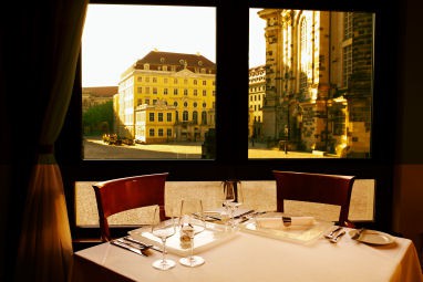 Hilton Dresden: 餐厅