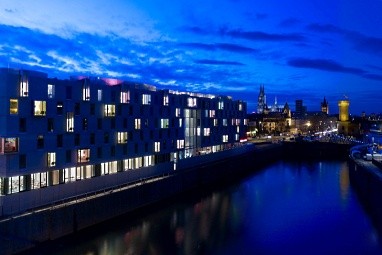 art´otel Cologne powered by Radisson Hotels: 外景视图