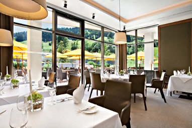 Kempinski Hotel Das Tirol: 餐厅