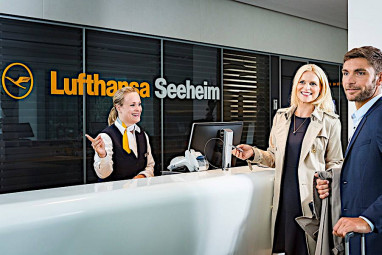 Lufthansa Seeheim: Hol recepcyjny