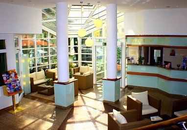SensCity Hotel Berlin Spandau: Lobby