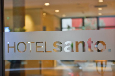 Hotel Santo: Vue extérieure
