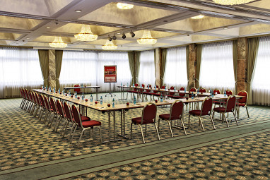 H4 Hotel Frankfurt Messe: Sala de reuniões