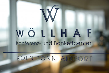 WÖLLHAF Konferenz- und Bankettcenter Köln Bonn Airport : конференц-зал
