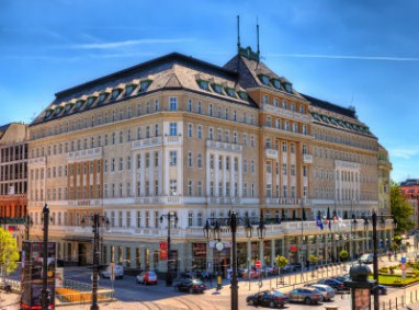 Radisson Blu Carlton Hotel Bratislava: Вид снаружи