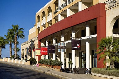 Marina Hotel Corinthia Beach Resort: Vista externa