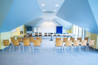 Sport- und Tagungshotel De Poort: Sala de conferências