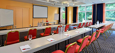 ACHAT Hotel Lüneburger Heide: Sala de conferências