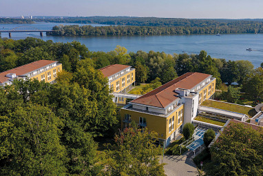 Seminaris Seehotel Potsdam: Vista externa