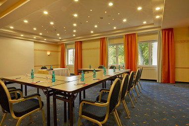 H+ Hotel & SPA Friedrichroda: Sala de conferências