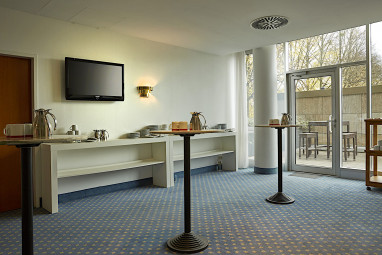H4 Hotel Kassel: конференц-зал