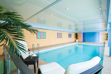 BEST WESTERN PLUS Hotel Steinsgarten: 泳池