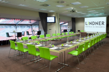 Lindner Hotel Leverkusen BayArena - part of JdV by Hyatt: Sala de reuniões