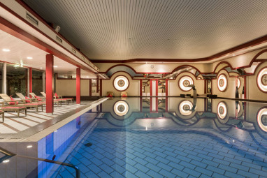 Maritim Hotel Bad Wildungen: 泳池