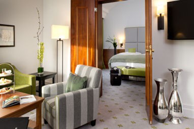 Kempinski Hotel Frankfurt Gravenbruch: Room