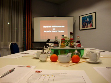 PLAZA HOTEL Hanau: Sala de reuniões
