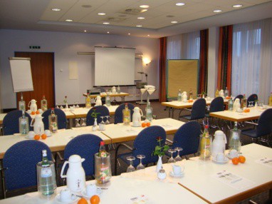 PLAZA HOTEL Hanau: 会议室