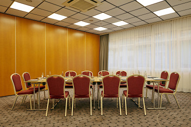 H+ Hotel Darmstadt: Sala convegni