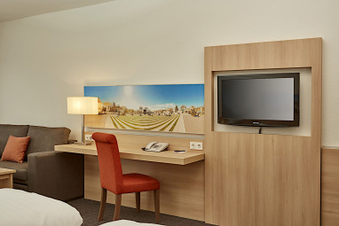 H+ Hotel Darmstadt: 客室