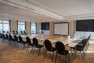 Hotel Hofgut Georgenthal: Sala de reuniões