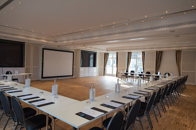 Hotel Hofgut Georgenthal: Sala de reuniões
