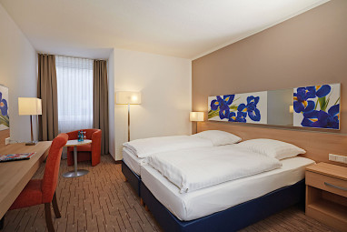 H+ Hotel Wiesbaden Niedernhausen: Room