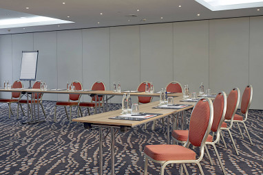 H+ Hotel Frankfurt Airport West: Meeting Room