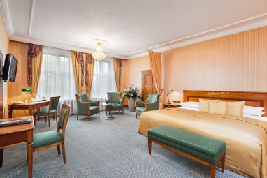 BEST WESTERN PREMIER Grand Hotel Russischer Hof: Chambre