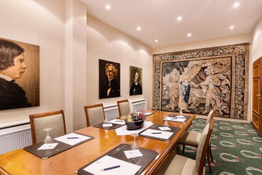 BEST WESTERN PREMIER Grand Hotel Russischer Hof: Meeting Room