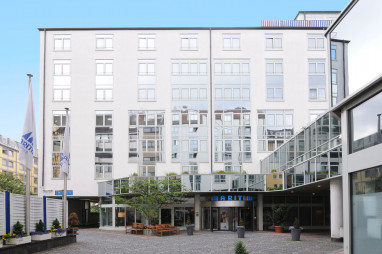 Maritim Hotel München: 外景视图