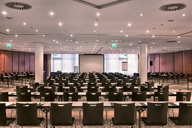 Ramada by Wyndham Dresden: Sala de conferências