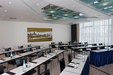 Ramada by Wyndham Dresden: Meeting Room