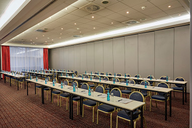 H+ Hotel Leipzig-Halle: Sala de conferencia