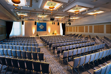 Hotel Palace Berlin: Sala de conferencia