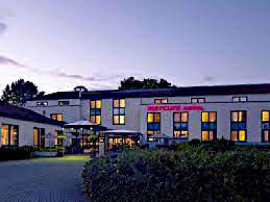 Mercure Tagungs- & Landhotel Krefeld: Vista externa