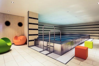 Mercure Hotel Duisburg City: Pool