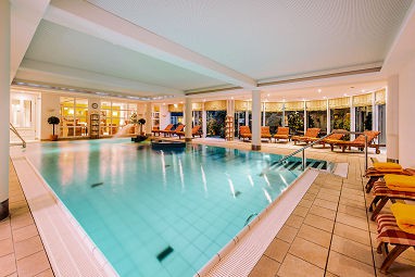 Ringhotel Birke - Business. Wellness. Kiel: 泳池