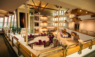 Best Western Parkhotel Brehna-Halle: Lobby