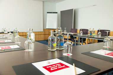 IntercityHotel Wien: Sala de conferências