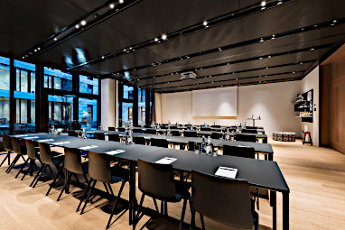 Design Offices München Nove: Salle de réunion